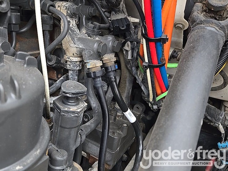 2019-peterbilt-579-image-25