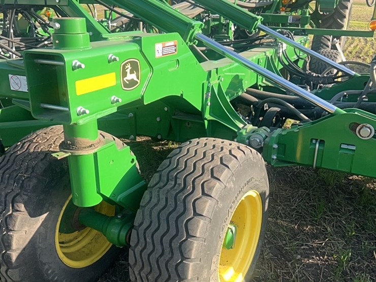 2018-john-deere-1910-image-78