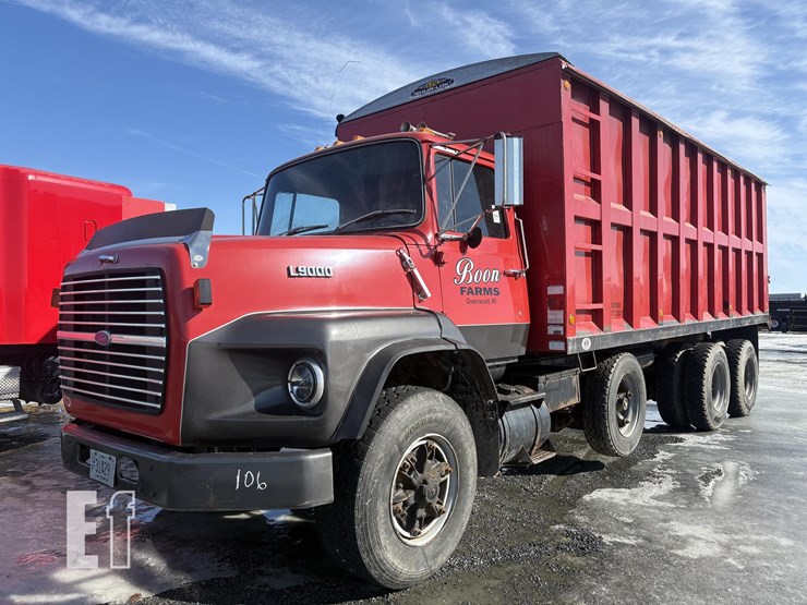 1984-ford-l8000-image-27