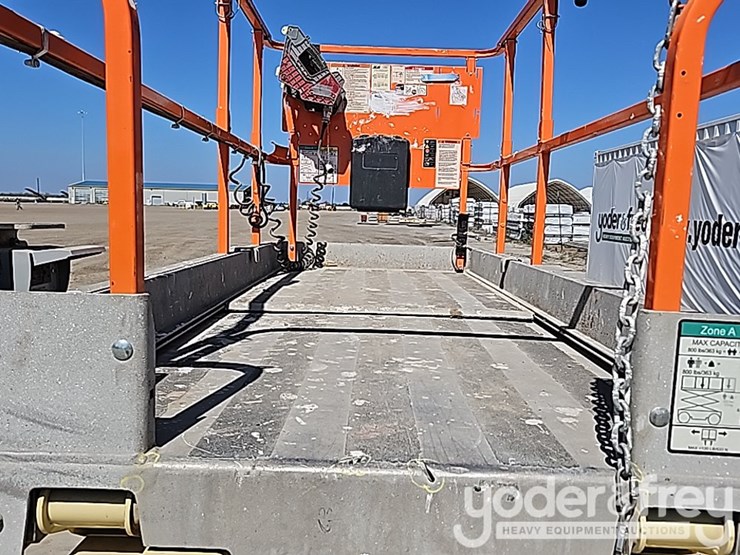 2022-jlg-3246es-image-22