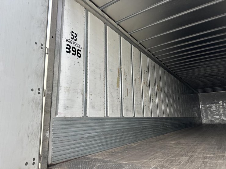 2017-utility-53'-image-21