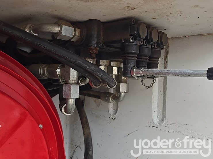 2019-ford-f550-image-35