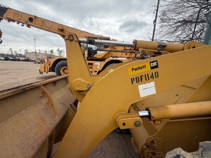 caterpillar-914g-image-24