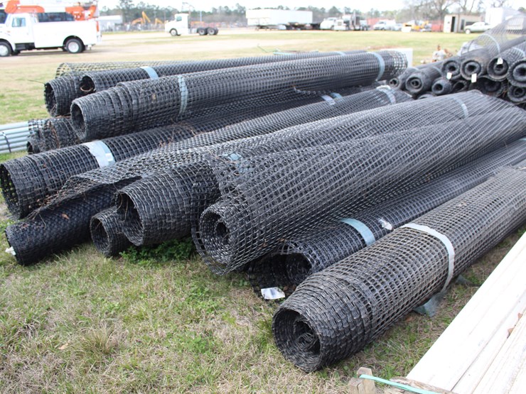 #34280-•-baselok-polyproplene-black-fencing-image-2