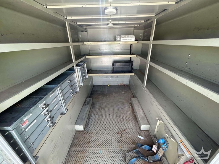 2016-ford-f550-image-22