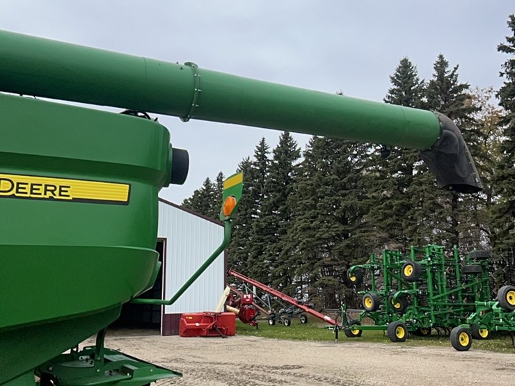 2014-john-deere-s680-image-49