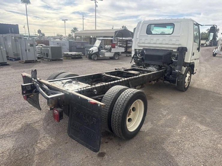 2007-isuzu-nrr-image-6