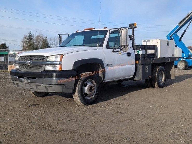 2003-chevrolet-3500-image-1