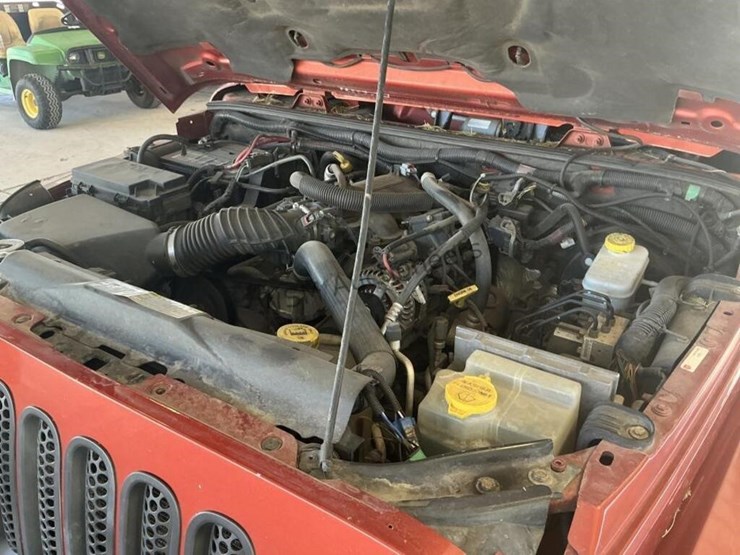 2009-jeep-wrangler-image-12