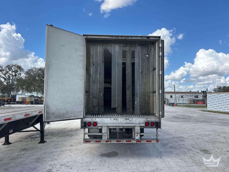 2016-great-dane-refrigerated-image-12