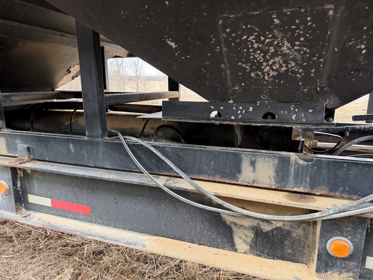 #40962-•-2013-magnolia-/-adams-t/a-fertilizer-tender-trailer-image-30