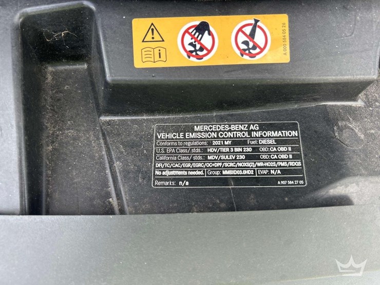 2021-mercedes-benz-sprinter-4500-image-10