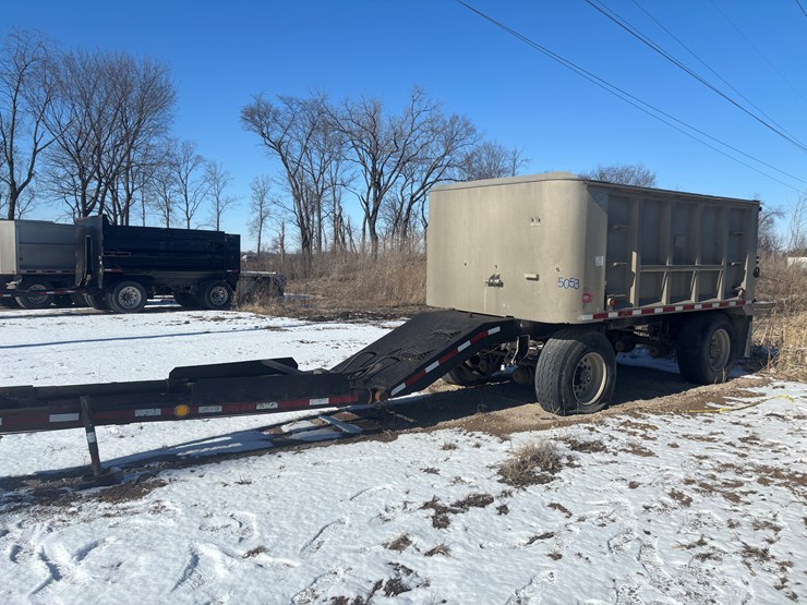 #2292-•-1991-cornhusker-pup-trailer-image-1