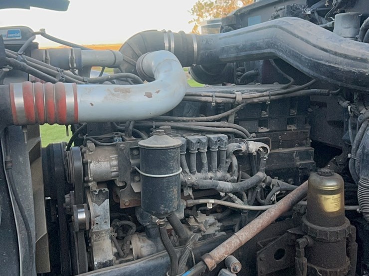 2003-peterbilt-379-image-32