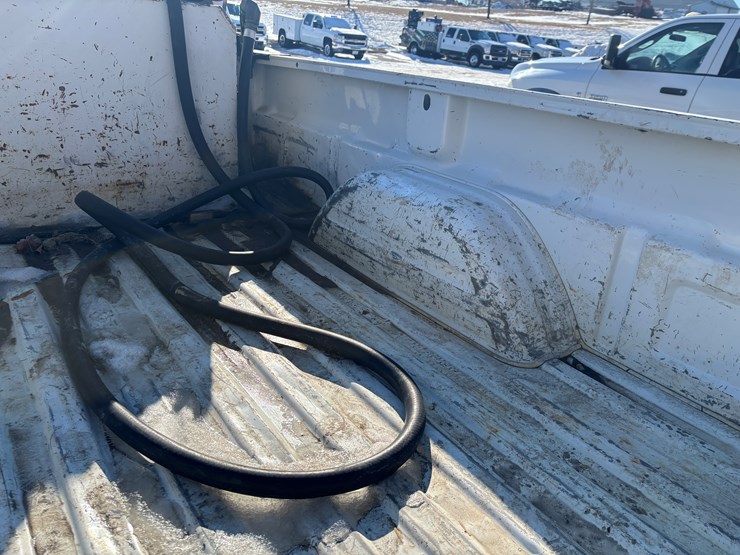 2005-chevrolet-2500-image-25