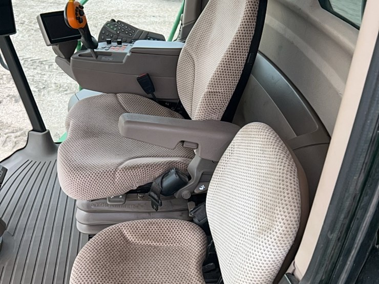 2014-john-deere-s680-image-101