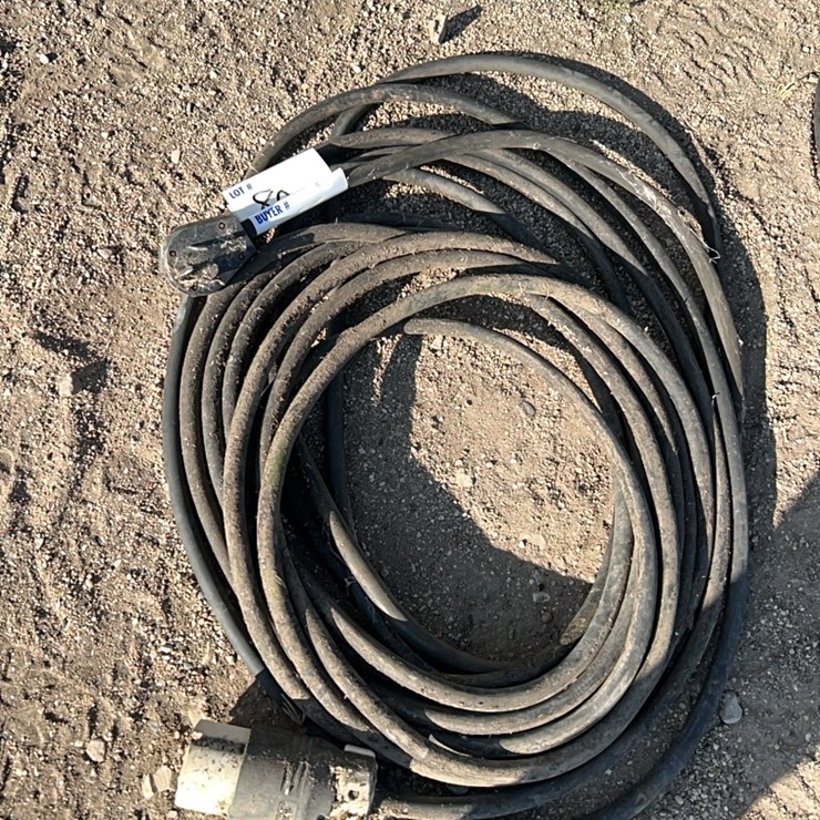 50’ foot 220 cord, nice shape