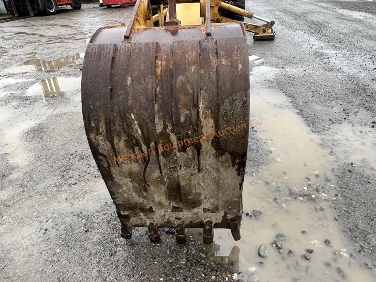 caterpillar-416b-image-24