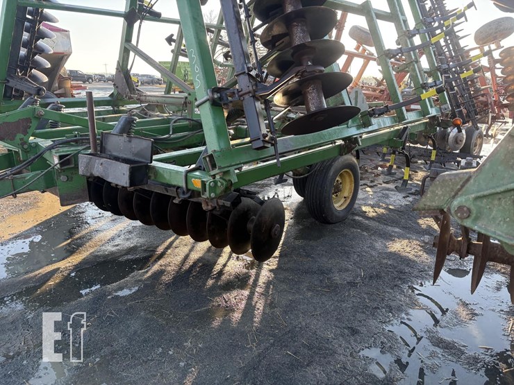 john-deere-724-image-12