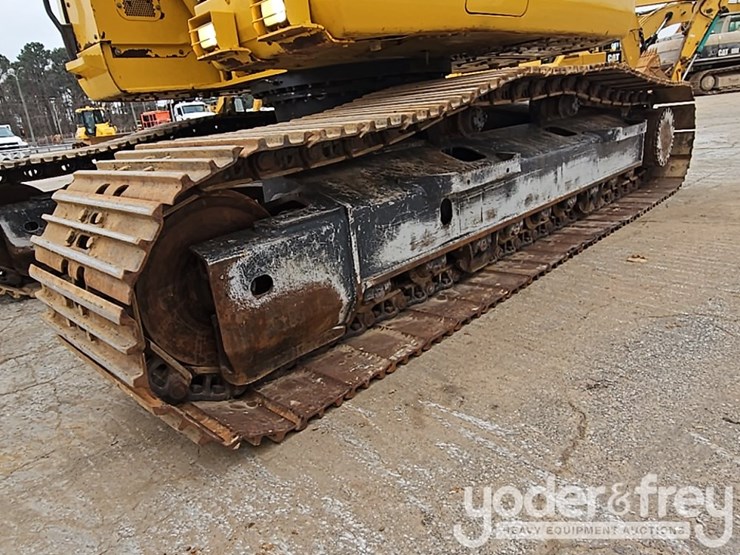 2019-komatsu-pc228us-lc-image-18