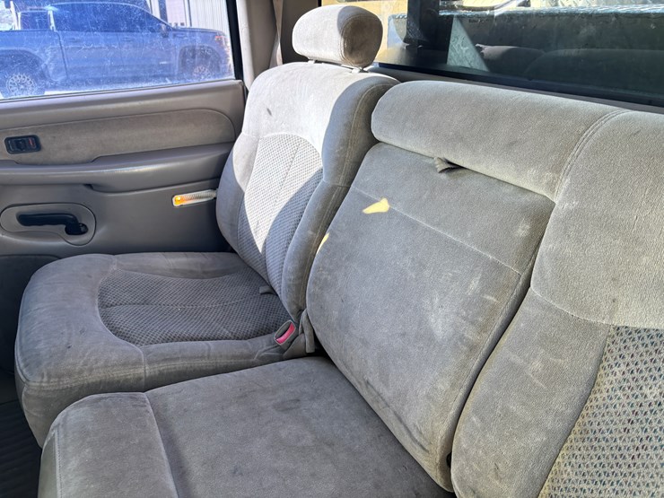 2002-chevrolet-2500-image-39