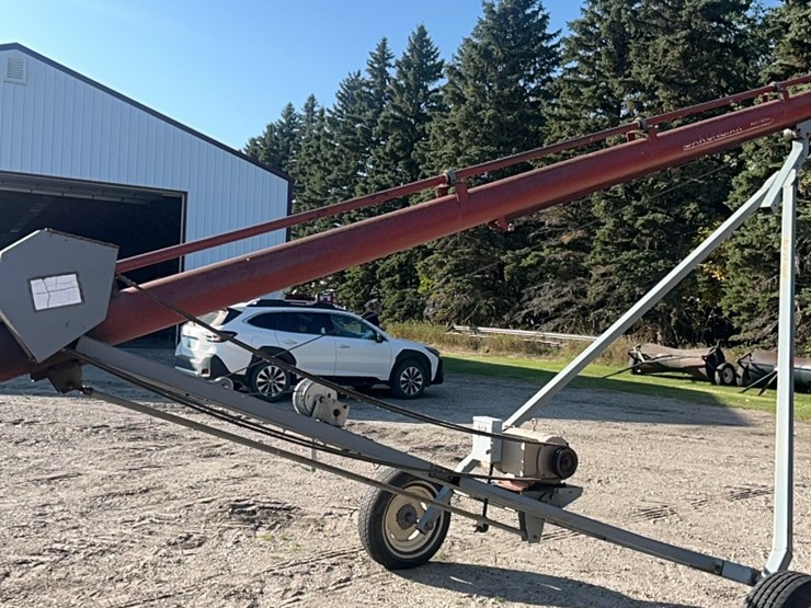 7-“x-37’sakundiak-model-hd-7–-1200-auger-with-7.5-hp-baldor-single-ph-220-electric-motor-image-23