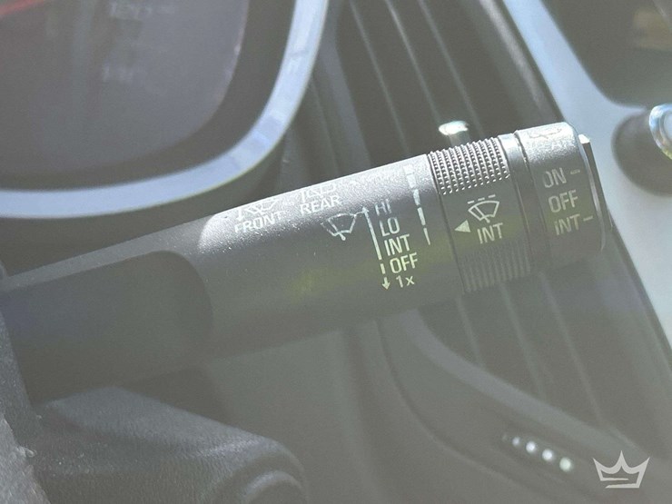 2017-chevrolet-equinox-image-15