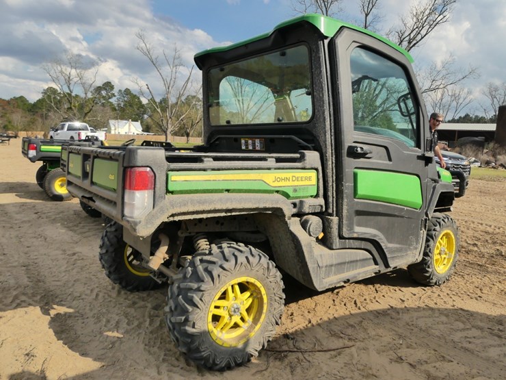 john-deere-gator-image-4