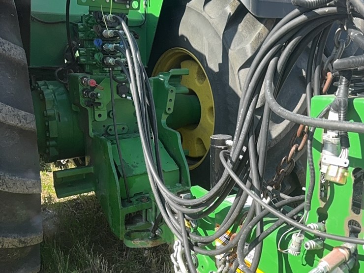 2023-john-deere-h-image-35