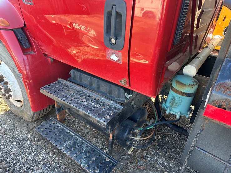 2002-international-4400-sba-image-18