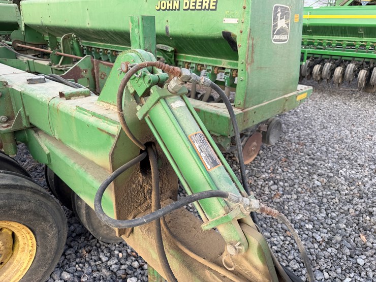 john-deere-35-image-61