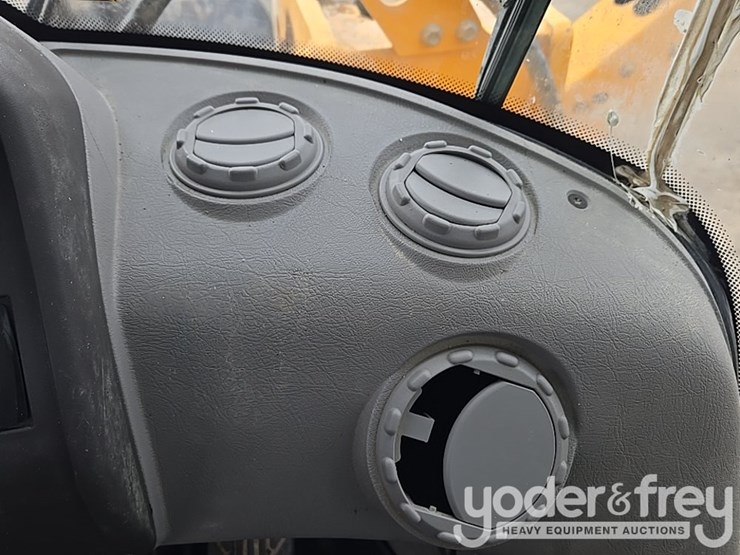 2021-volvo-l90h-image-74