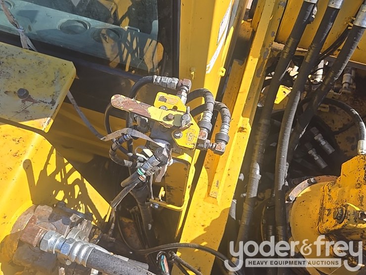2013-komatsu-pc490-lc-10-image-45