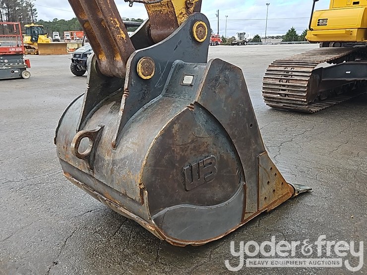 2019-komatsu-pc360-lc-11-image-25