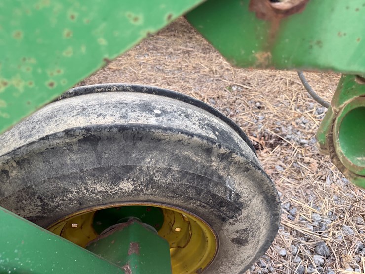 john-deere-455-image-16