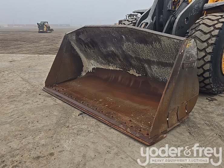 2017-volvo-l110h-image-10