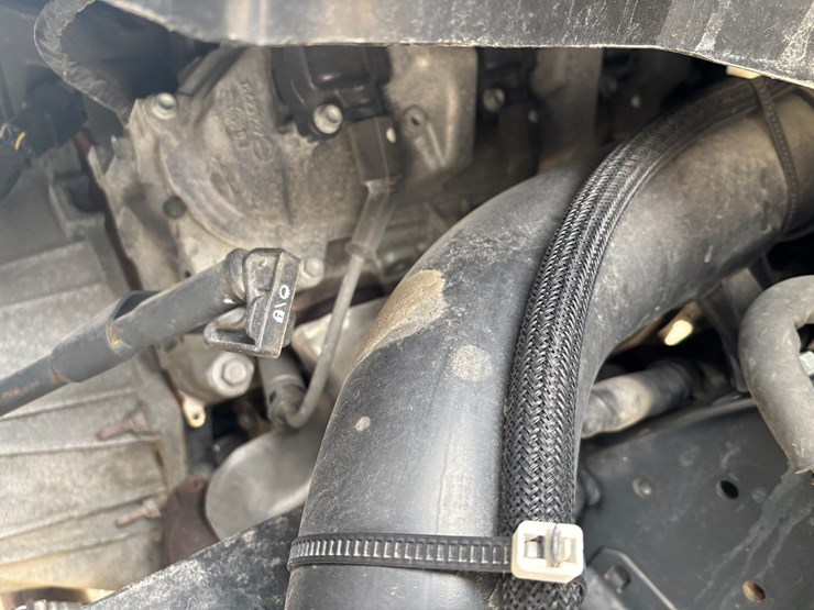 2021-isuzu-npr-hd-image-17