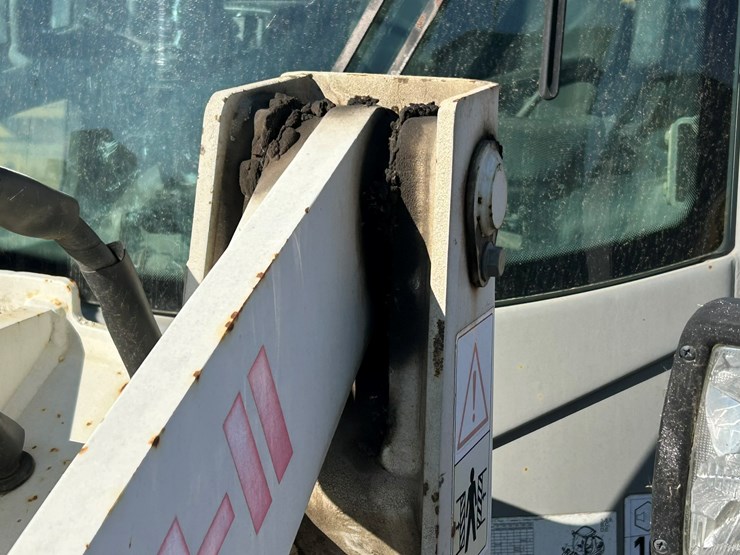 takeuchi-tw80-image-19