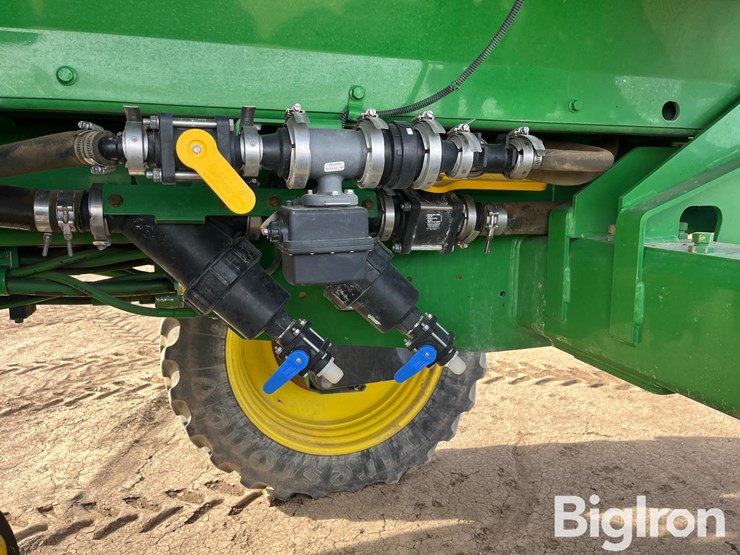 2013-john-deere-4830-image-9