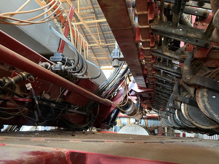 case-ih-1240-image-25