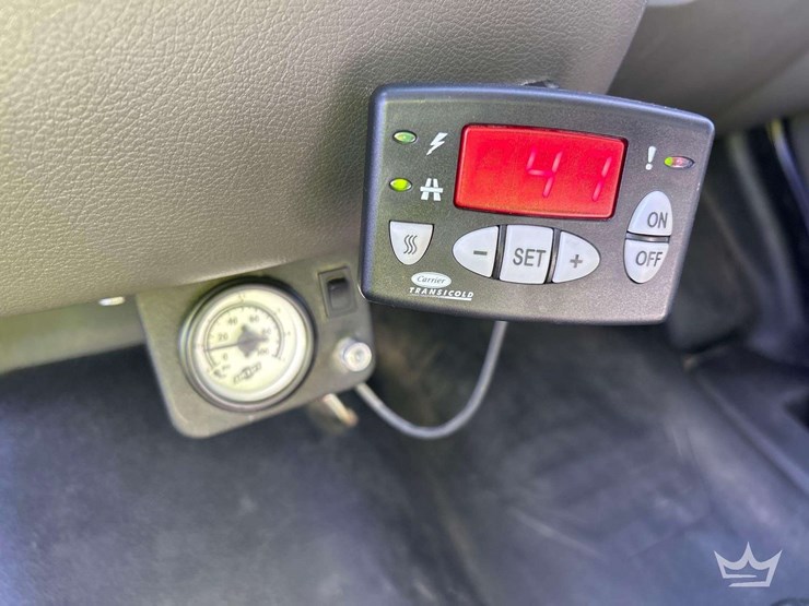 2021-ford-transit-image-19