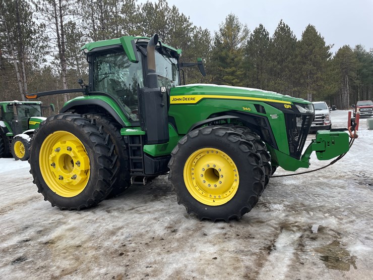 2020-john-deere-8r-340-image-5