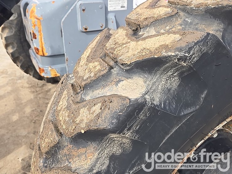 2017-skyjack-sj843th-image-13