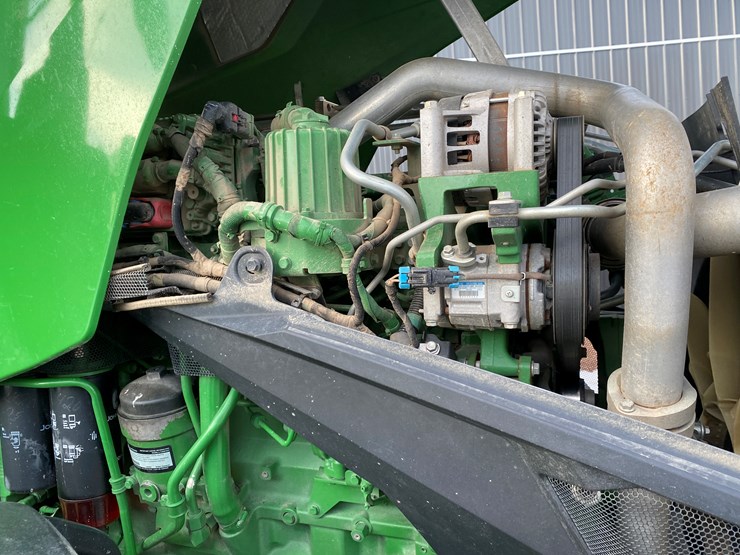 2022-john-deere-8r-280-image-57
