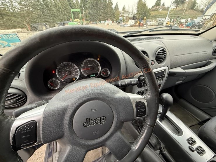 2006-jeep-liberty-image-41