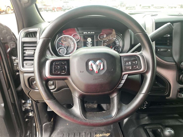 2022-dodge-3500-image-12