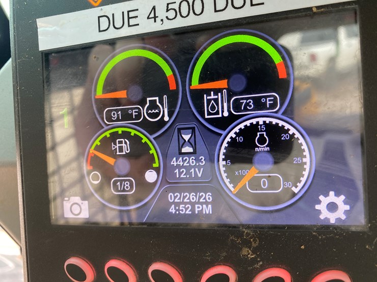 2023-caterpillar-226d3-image-34