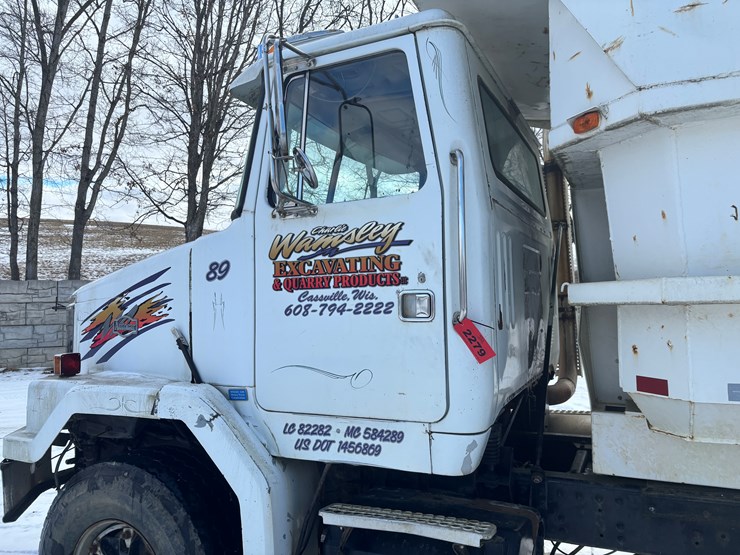 1989-cummins-855-image-9