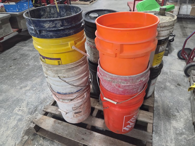 #5446-•-(13)-5-gallon-buckets-image-2