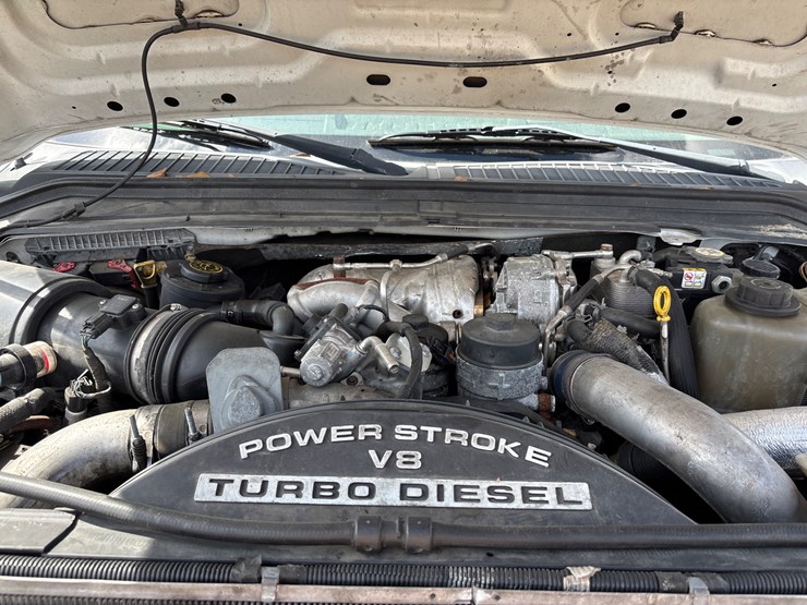 2008-ford-f550-image-25
